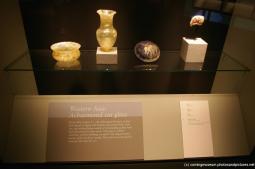 Archaemenid cut glass of Western Asia at Corning Museum of Glass.jpg