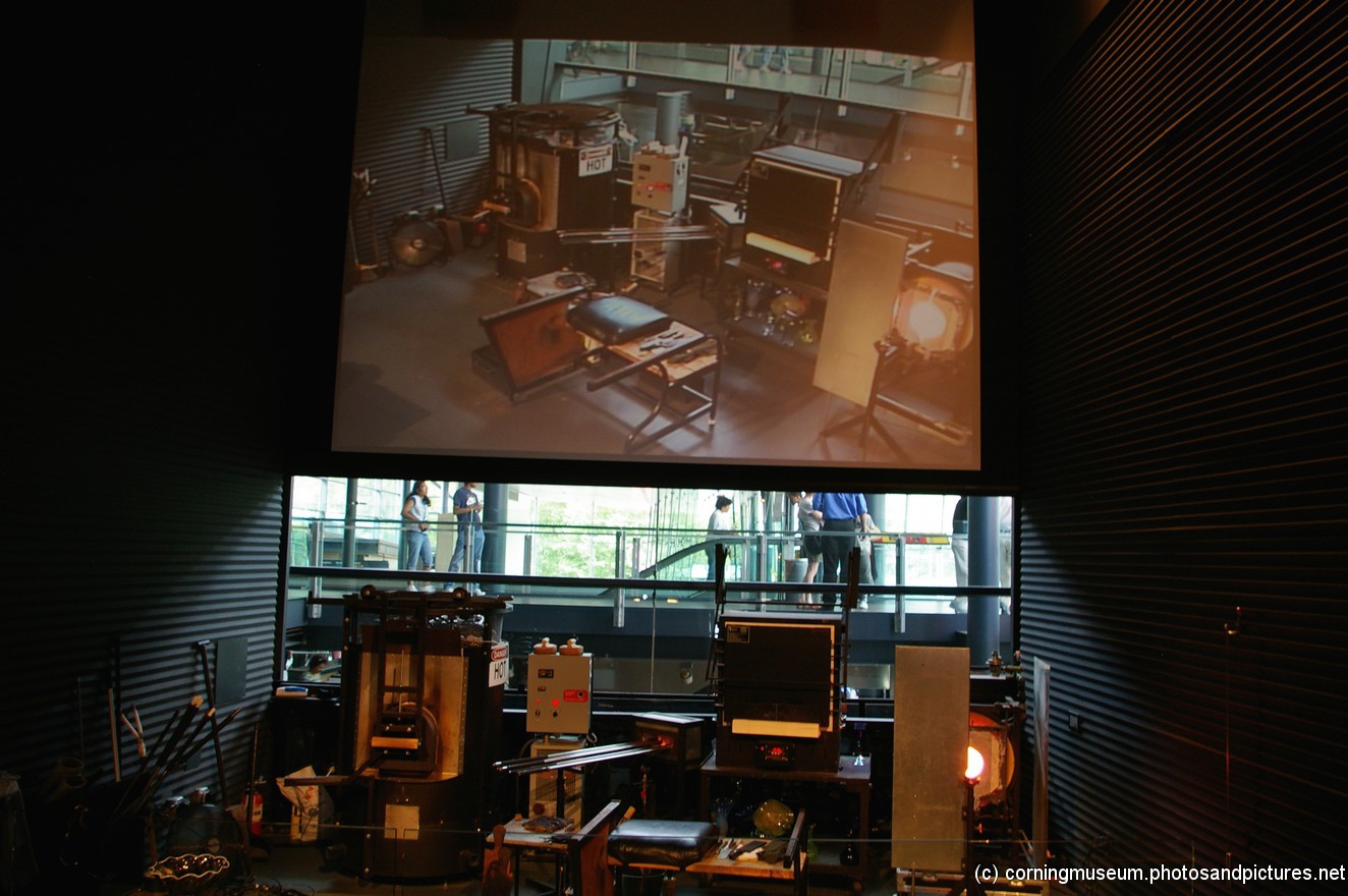 Show theater at Corning Museum of Glass.jpg
