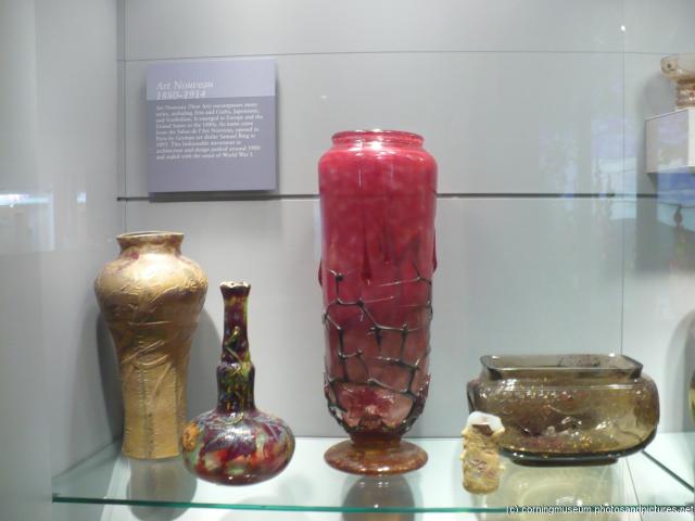 Art Nouveau 1880-1914 at Corning Glass Museum.jpg